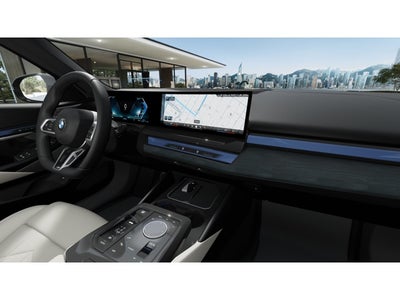 2027 BMW 550e Base