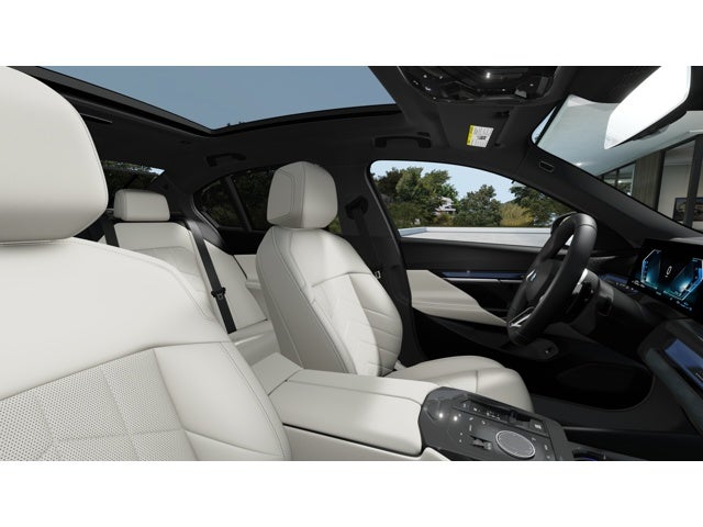 2027 BMW 550e Base
