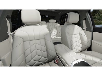 2027 BMW 740i Base