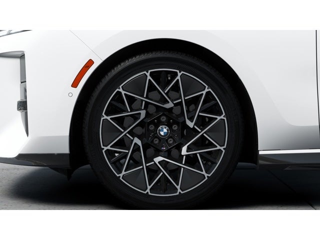 2027 BMW 740i Base