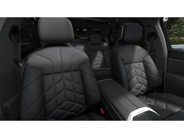 2027 BMW 740i Base