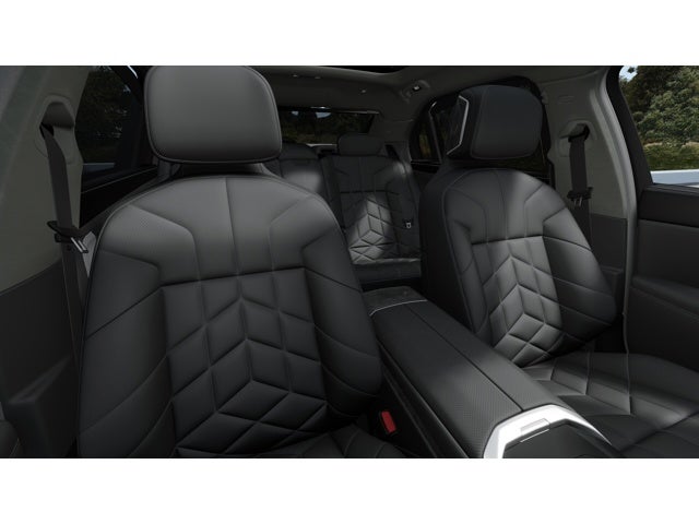 2027 BMW 740i Base
