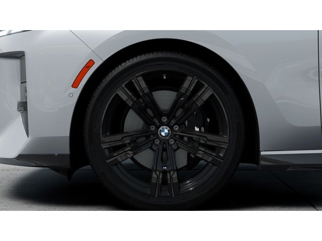 2027 BMW 740i Base