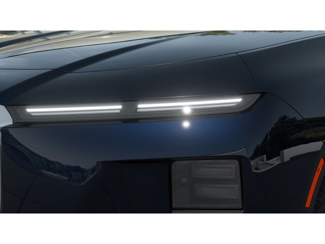 2027 BMW 740i Base