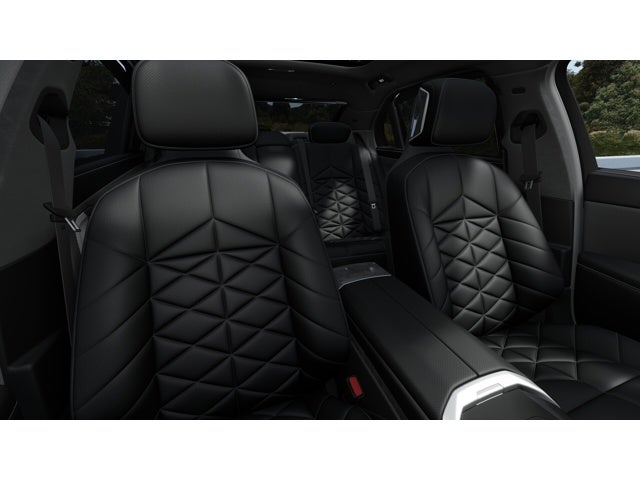 2027 BMW 740i Base