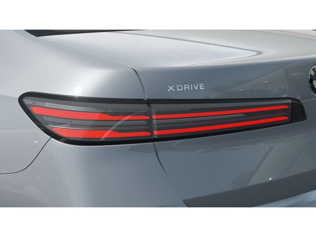 2027 BMW 740i Base