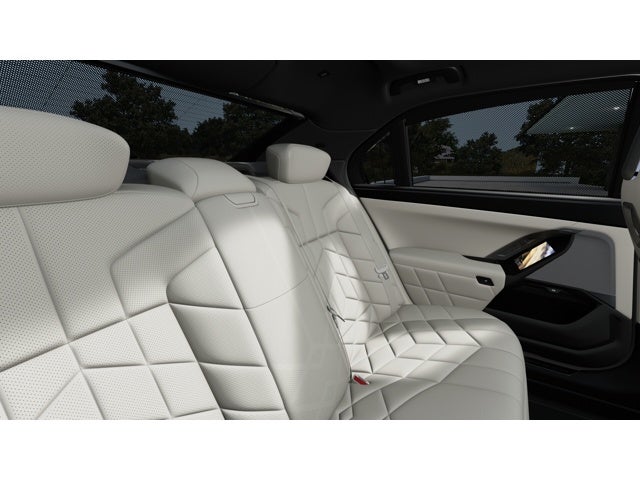 2027 BMW 740i Base