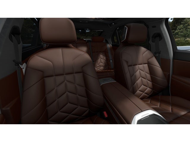 2027 BMW 740i Base